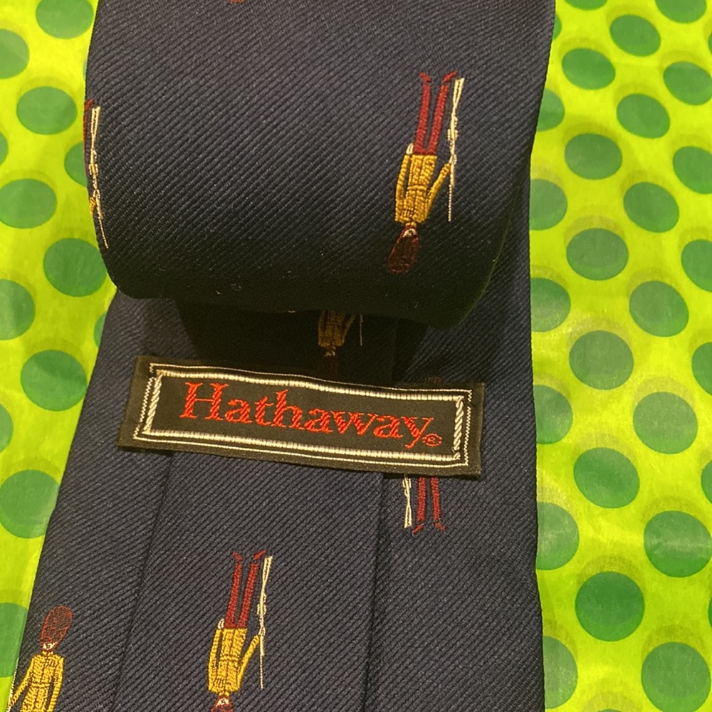 EUC Hathaway vintage tie